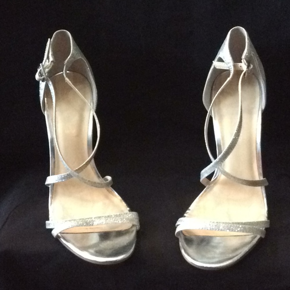 Ivanka Trump- ItDuchess2 dress sandal